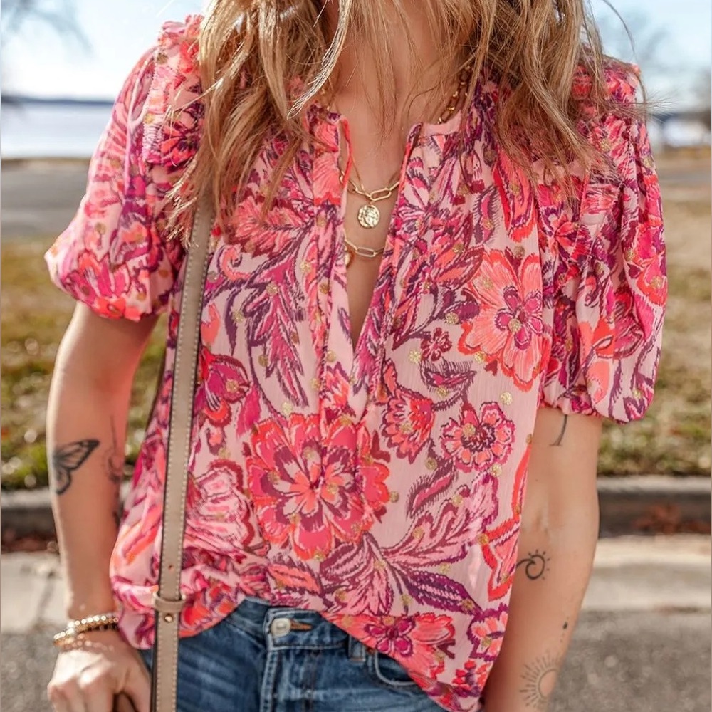 ⬇️⭐️ Olivaceous Multicolor Floral Blouse with Ruffle Sleeves Size Large